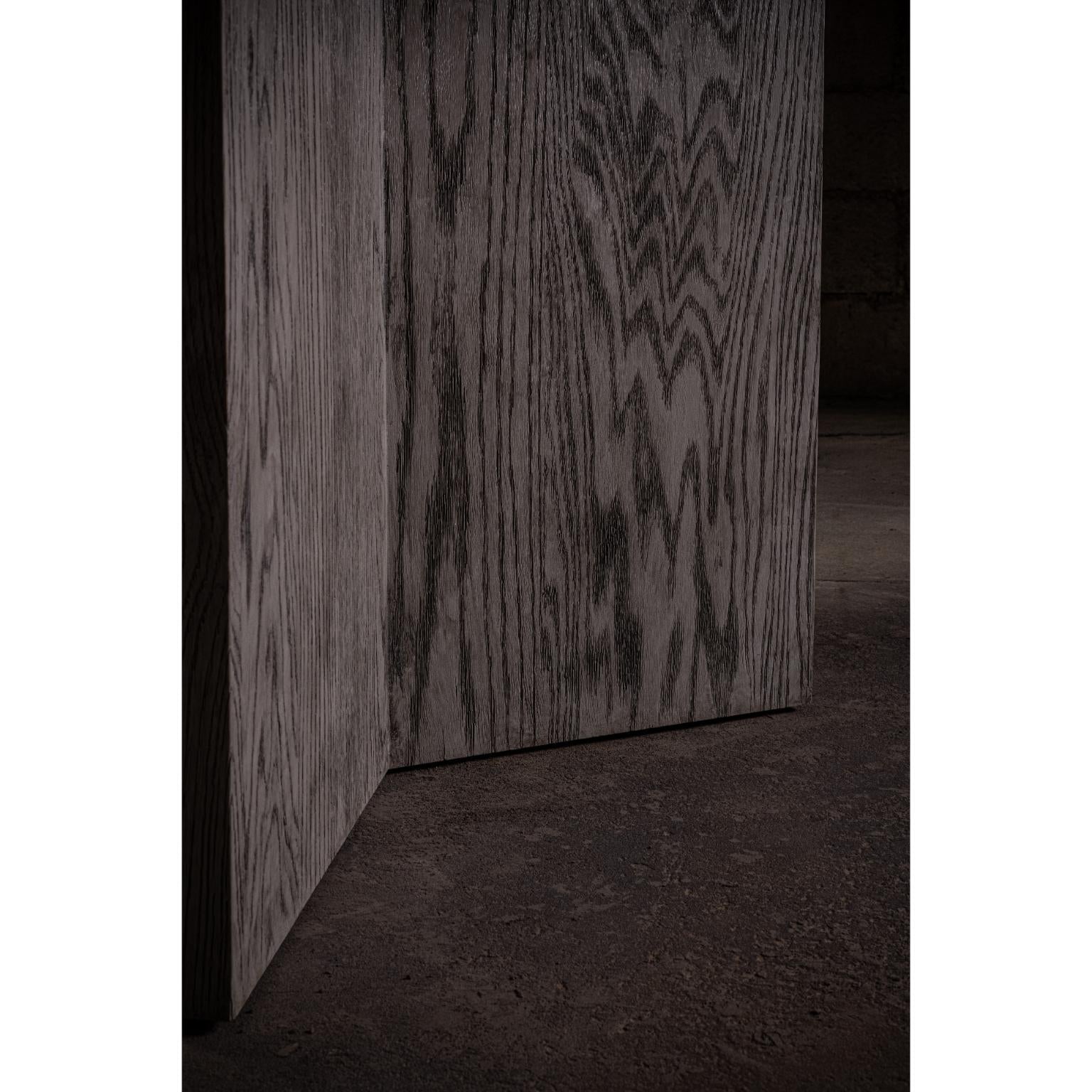 https://a.1stdibscdn.com/atlantic-round-kitchen-table-in-oak-with-a-ceruse-gray-finish-by-no-age-studio-for-sale-picture-6/f_12192/f_477456321764357008164/IMG_2586_master.jpg