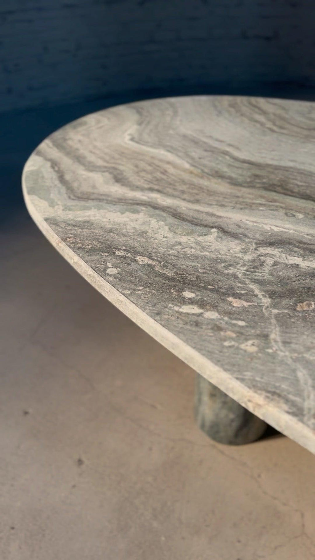 https://a.1stdibscdn.com/large-solid-stone-green-marble-oval-dining-table-with-bellini-style-column-legs-for-sale-picture-4/f_80522/f_324225721677438579431/IMG_2594_master.JPG