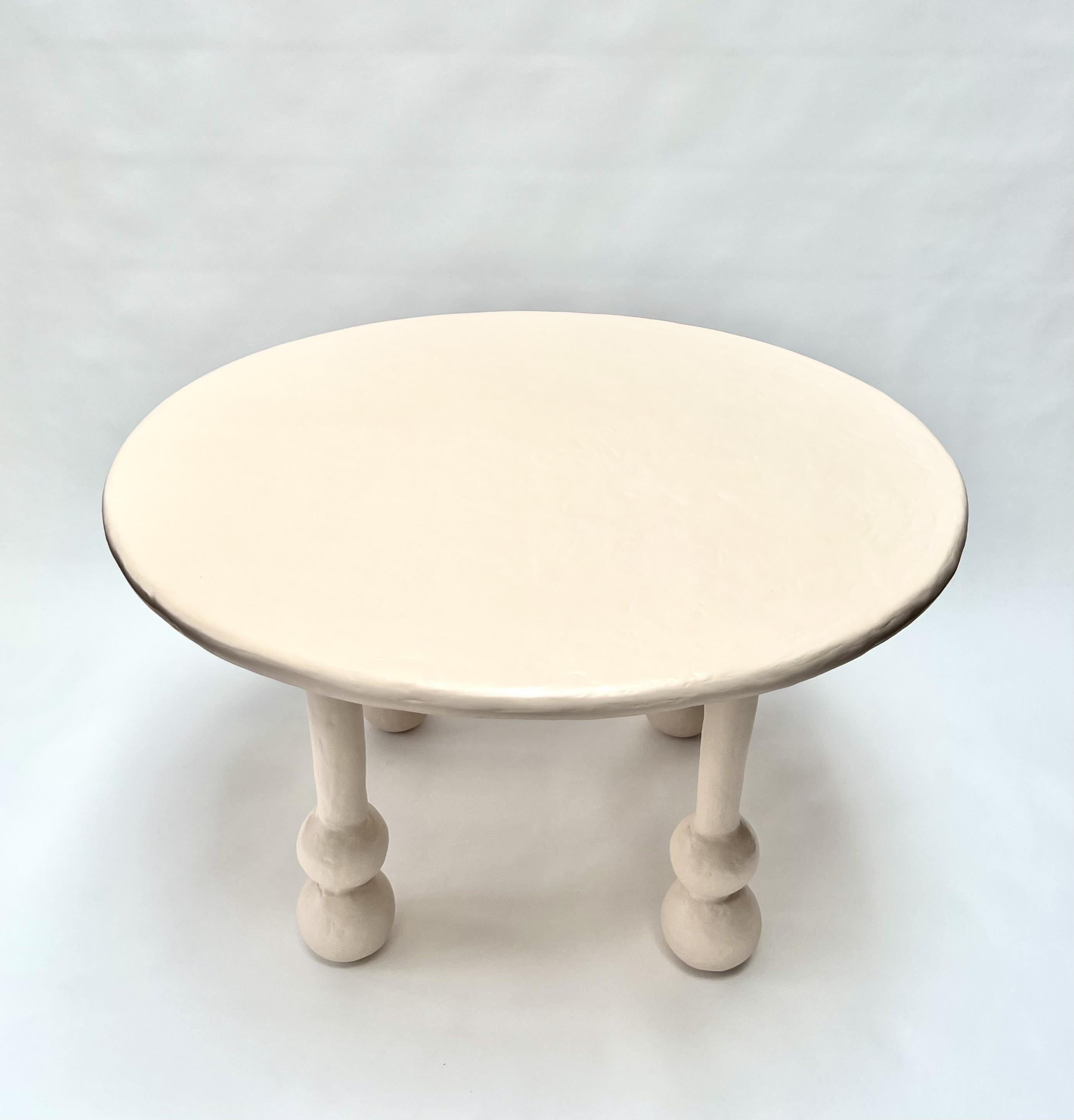 https://a.1stdibscdn.com/saucer-dining-table-in-gypsum-fiberglass-by-brent-warr-studios-for-sale-picture-2/f_104972/f_454787621750102159663/IMG_2834_master.jpg