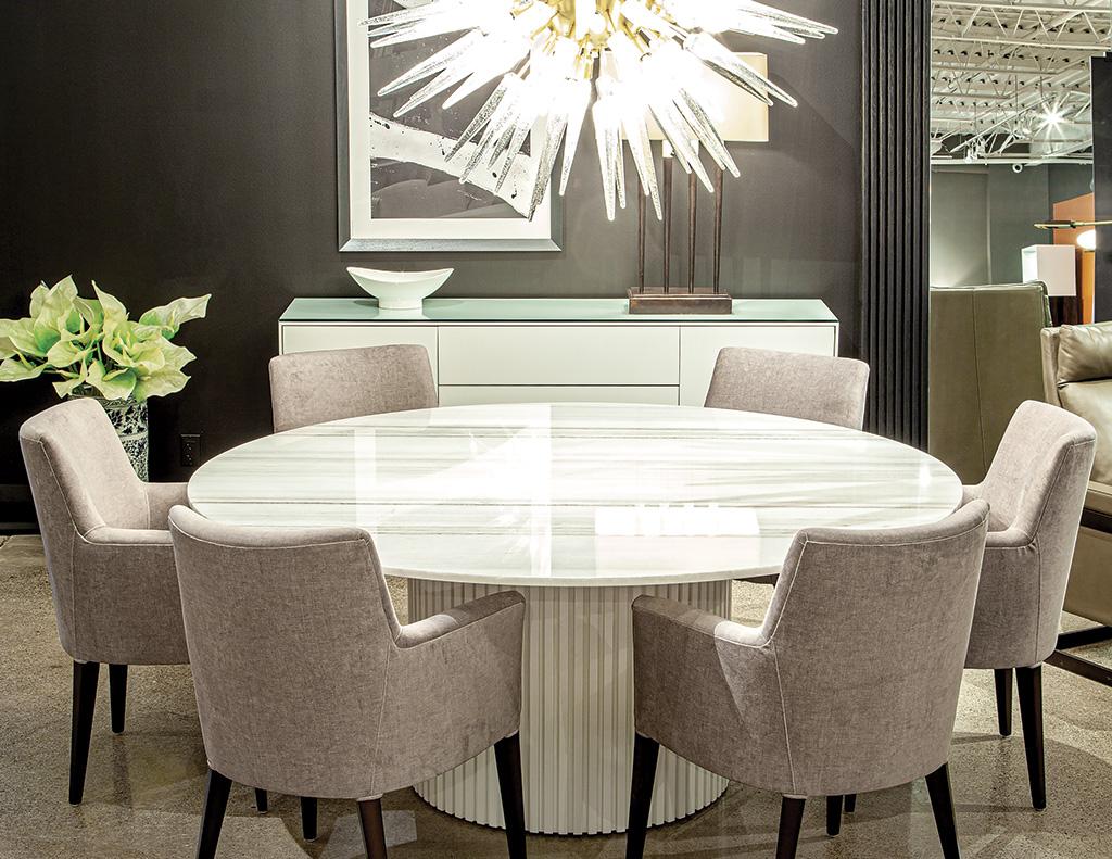 https://a.1stdibscdn.com/modern-round-white-marble-top-dining-table-for-sale-picture-2/f_8849/f_385326521708632409130/IMG_2932_master.jpg