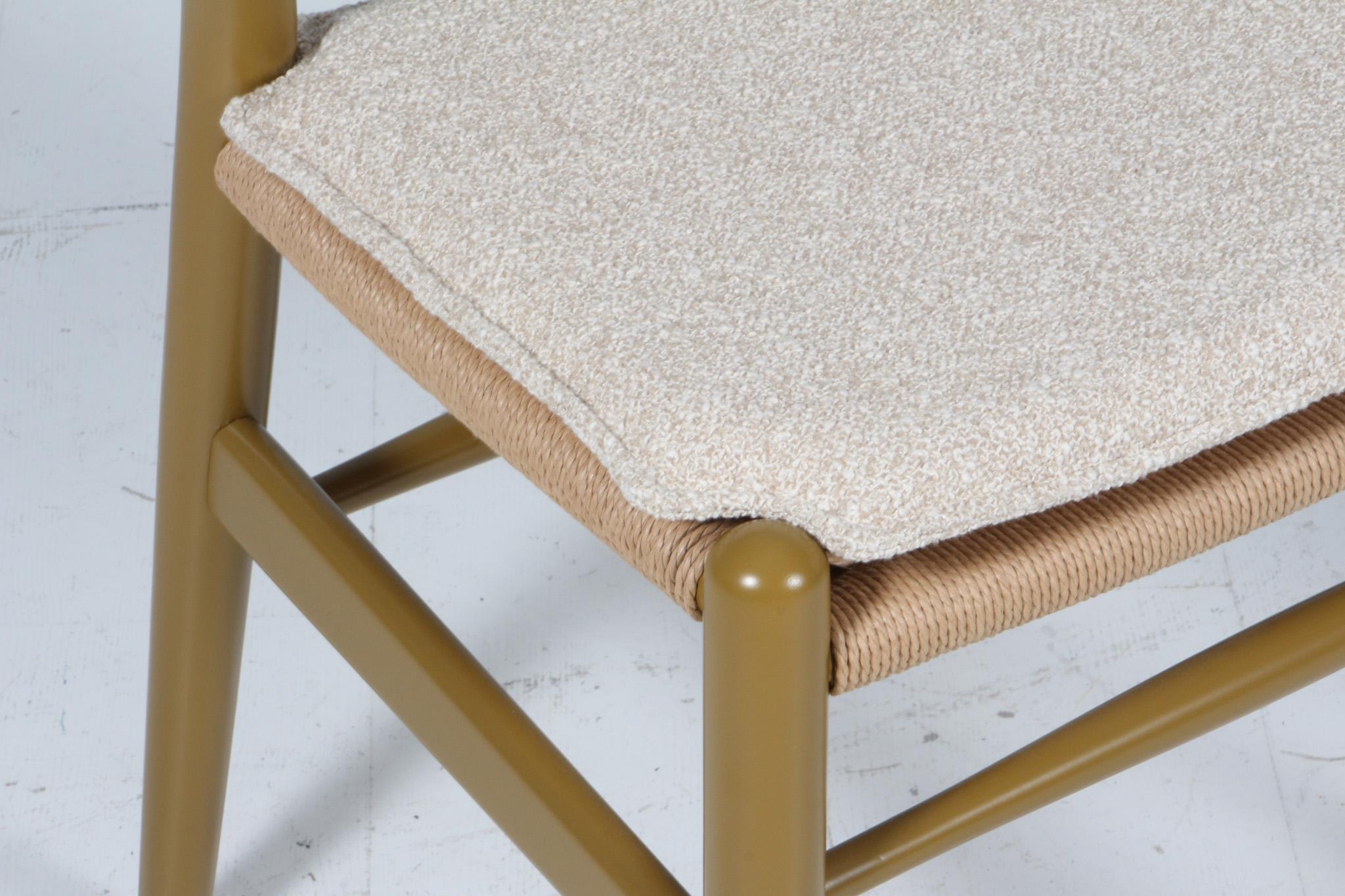https://a.1stdibscdn.com/hans-j-wegner-cushion-for-wishbone-chair-ch24-for-sale-picture-3/f_42391/f_439605821741528486043/IMG_2969_master.jpg