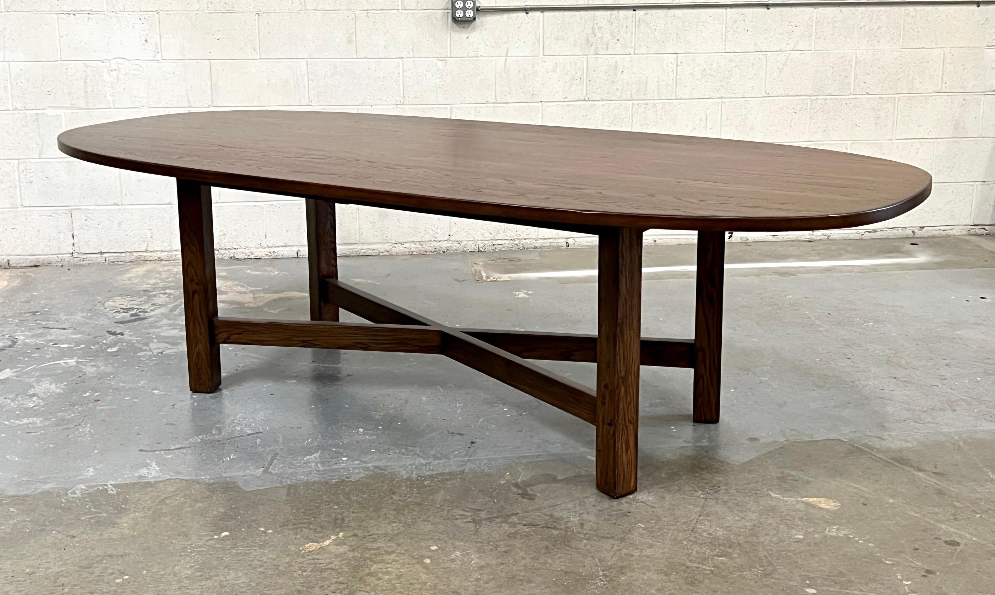 https://a.1stdibscdn.com/custom-super-ellipse-dining-table-made-from-white-oak-for-sale-picture-4/f_8065/f_324852121675029215575/IMG_3117_master.jpg