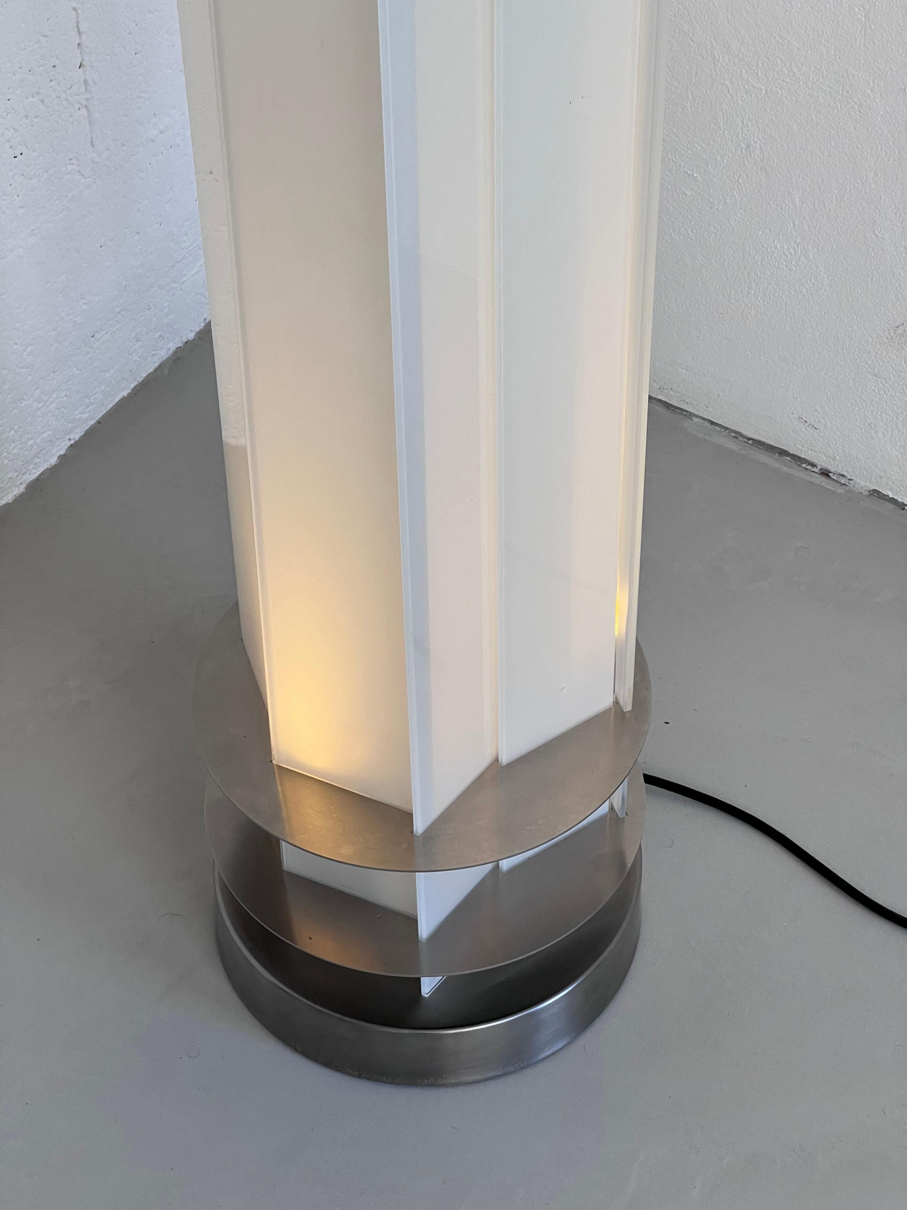 https://a.1stdibscdn.com/fontana-arte-adubai-floor-lamp-steel-and-opaline-glass-blades-matteo-nunziati-for-sale-picture-5/32076752/f_379542921705378283255/IMG_3117_master_master.jpg