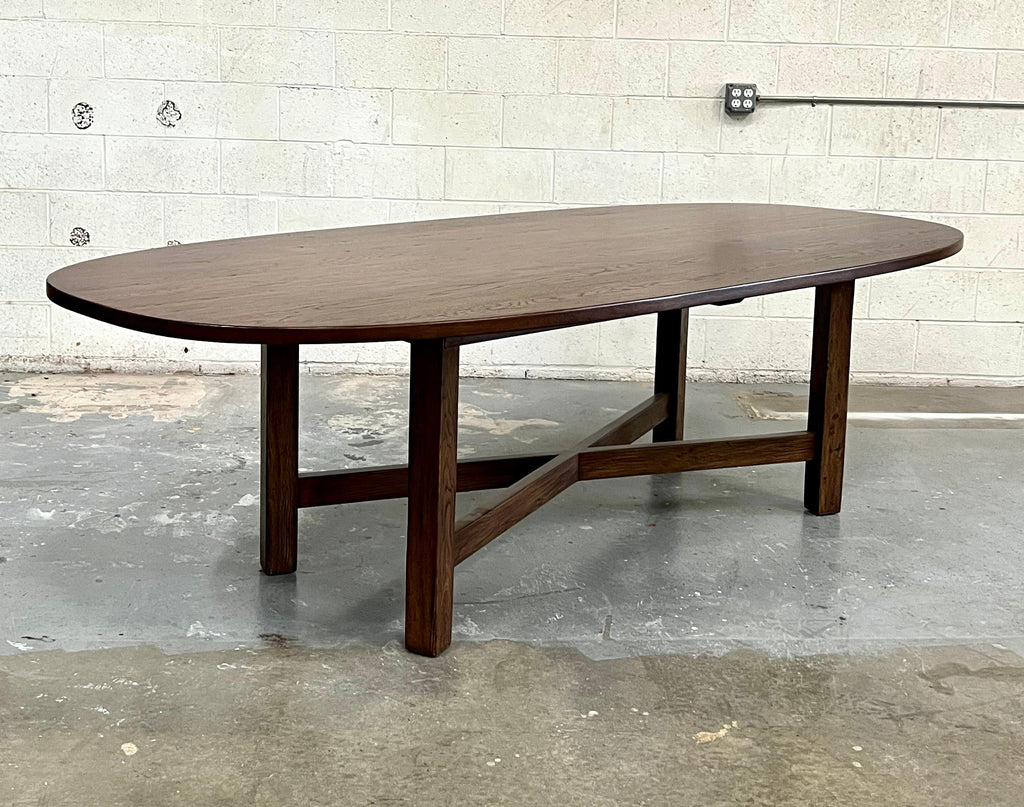 https://a.1stdibscdn.com/custom-super-ellipse-dining-table-made-from-white-oak-for-sale-picture-6/f_8065/f_324852121675029215584/IMG_3120_master.jpg