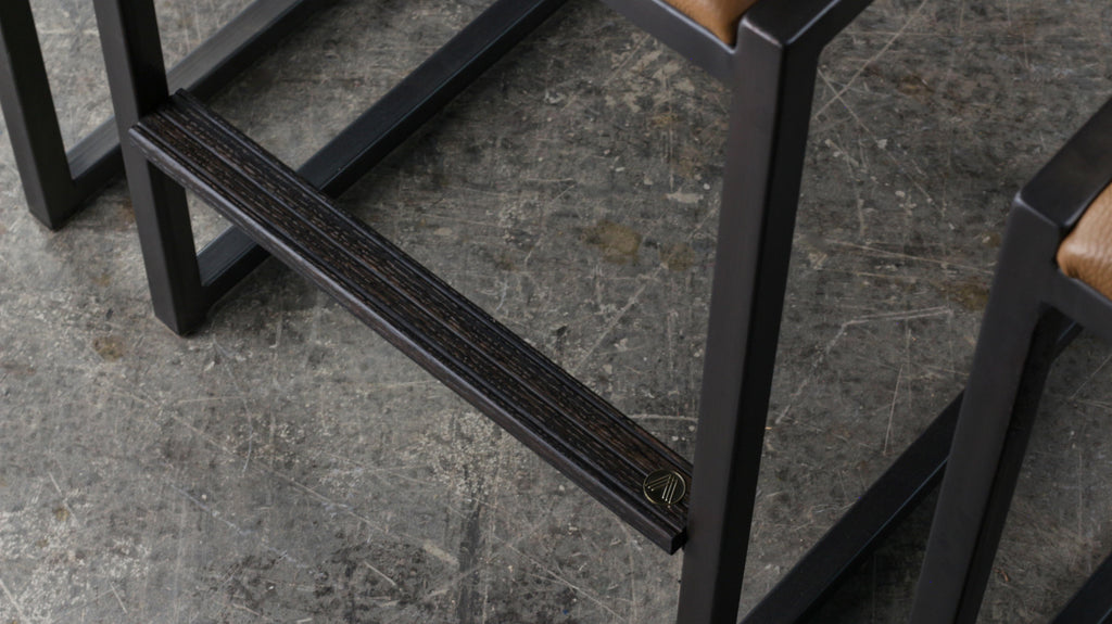 https://a.1stdibscdn.com/shaker-counter-stool-by-ambrozia-sedona-leather-blackened-steel-oxidized-oak-for-sale-picture-5/f_36881/f_370671121741626049015/IMG_3145_2_master.jpg