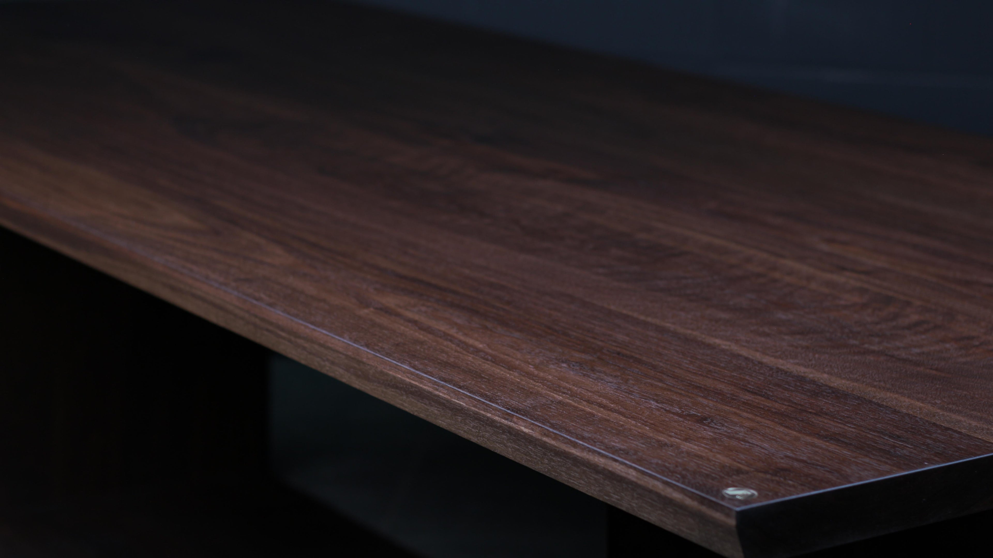 https://a.1stdibscdn.com/oxford-dining-table-by-ambrozia-solid-smokey-walnut-and-polished-brass-for-sale-picture-2/f_36881/f_376875021703270686770/IMG_3218_master.jpg
