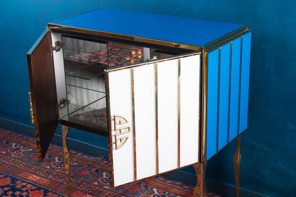 https://a.1stdibscdn.com/midcentury-style-brass-and-colored-murano-glass-bar-cabinet-2020-for-sale-picture-9/f_9859/f_235000421619196490200/IMG_3237_master.jpg