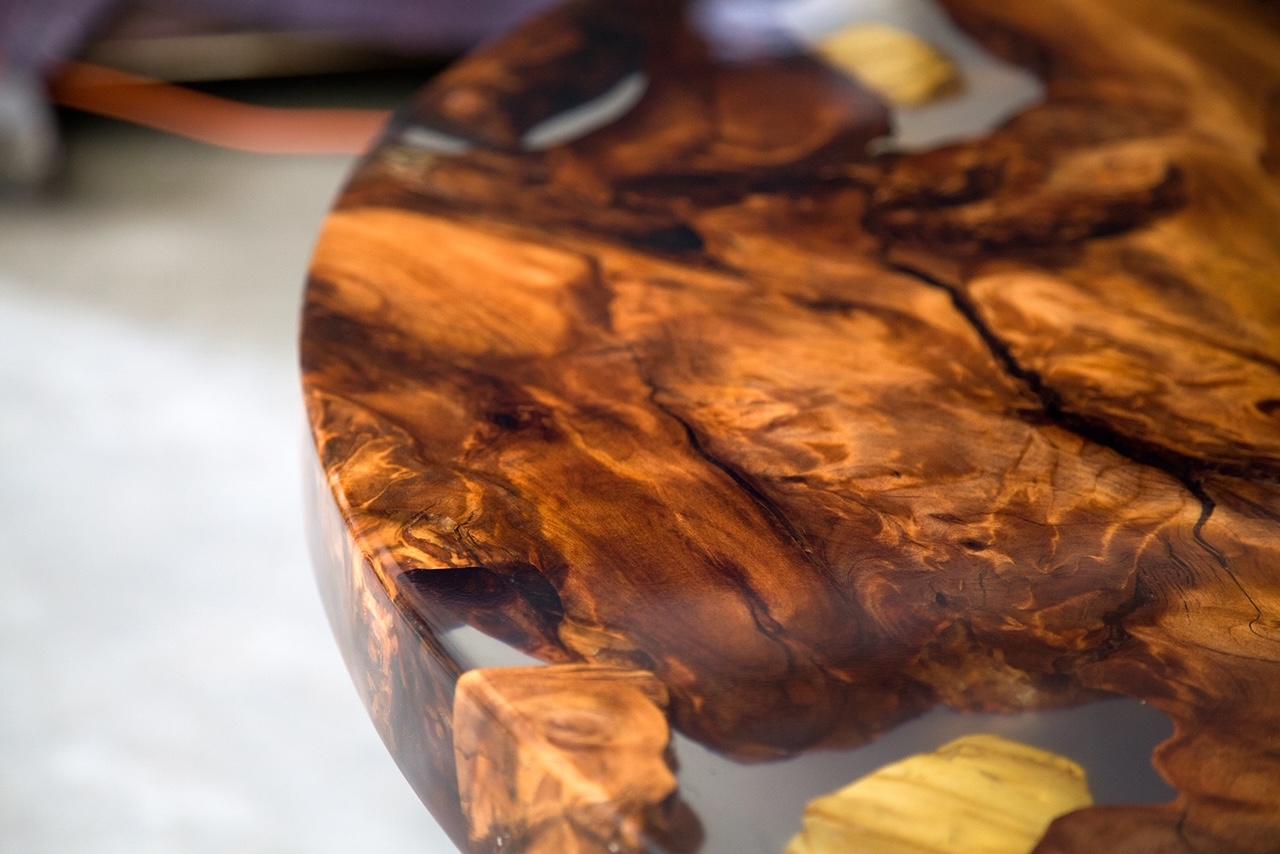 https://a.1stdibscdn.com/kauri-round-dining-table-14m-diameter-in-solid-ancient-kauri-wood-for-sale-picture-5/f_79872/f_369705521699326191062/IMG_3239_master.JPEG