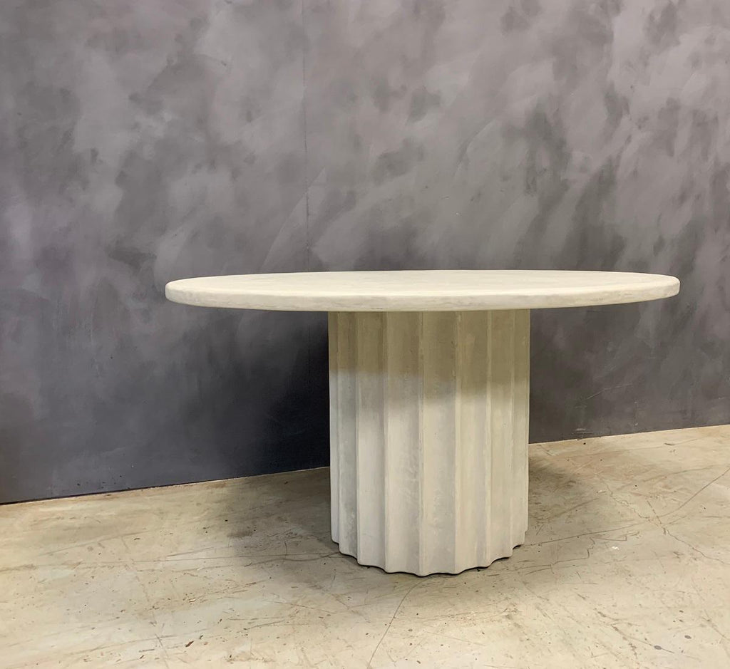 https://a.1stdibscdn.com/oval-table-sofia-in-petrified-marbleplaster-for-sale-picture-9/f_20233/f_182956121584044588877/IMG_3243_master.jpg