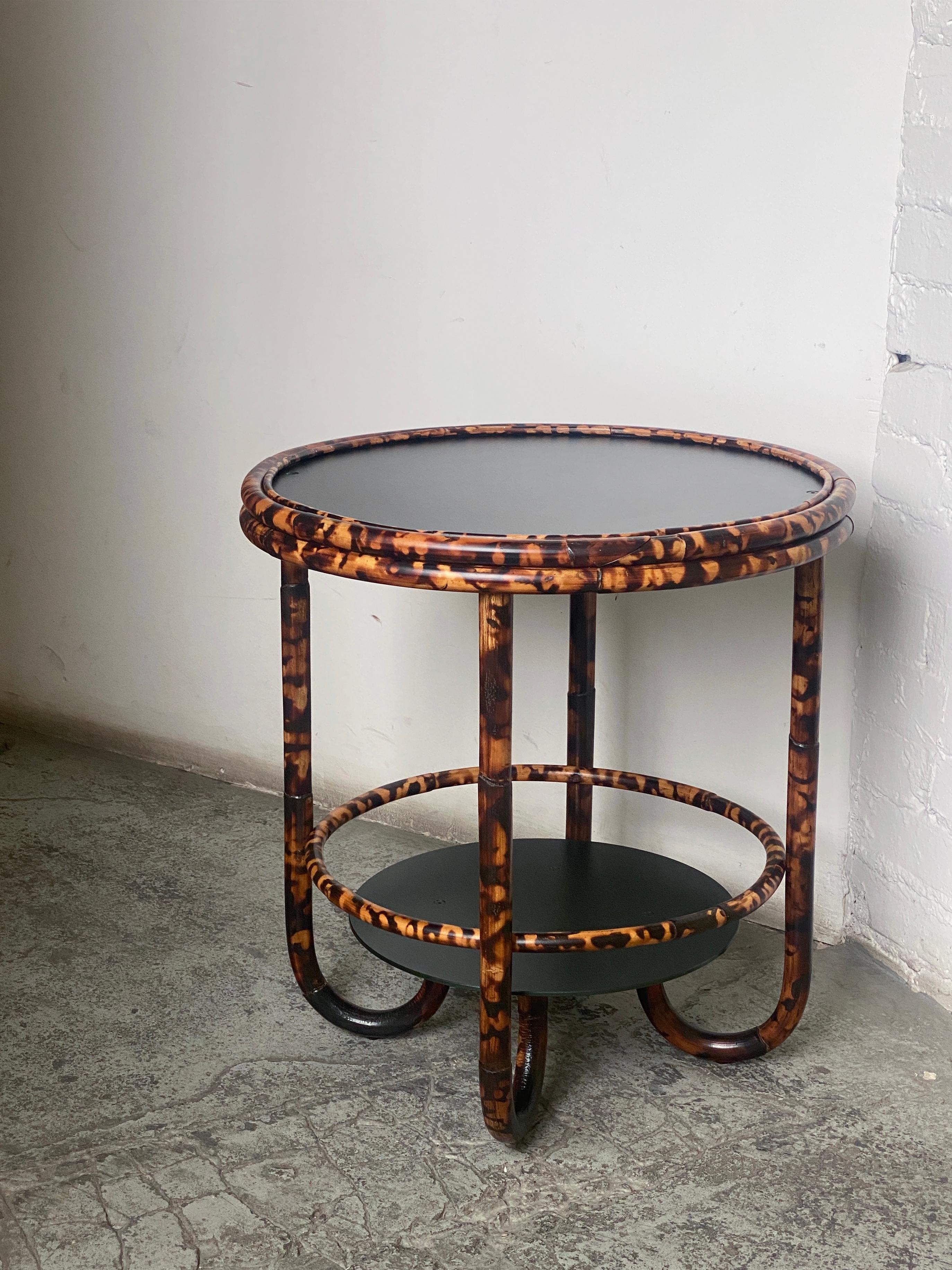 https://a.1stdibscdn.com/tortoise-torched-rattan-and-forest-green-anodised-aluminium-cocktail-table-for-sale-picture-3/f_32763/f_340319321682691702328/IMG_3246_master.JPG