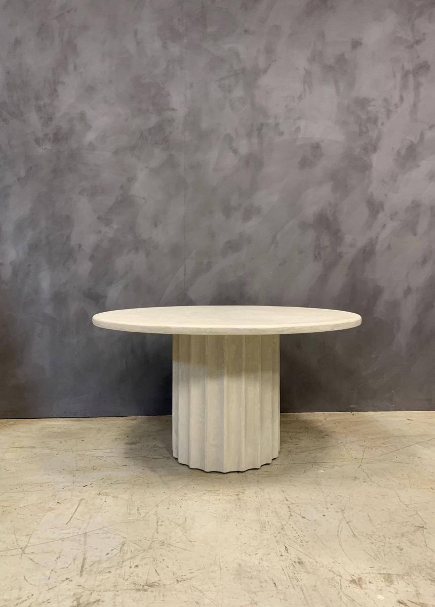 https://a.1stdibscdn.com/oval-table-sofia-in-petrified-marbleplaster-for-sale-picture-2/f_20233/f_182956121584044509498/IMG_3247_master.jpg