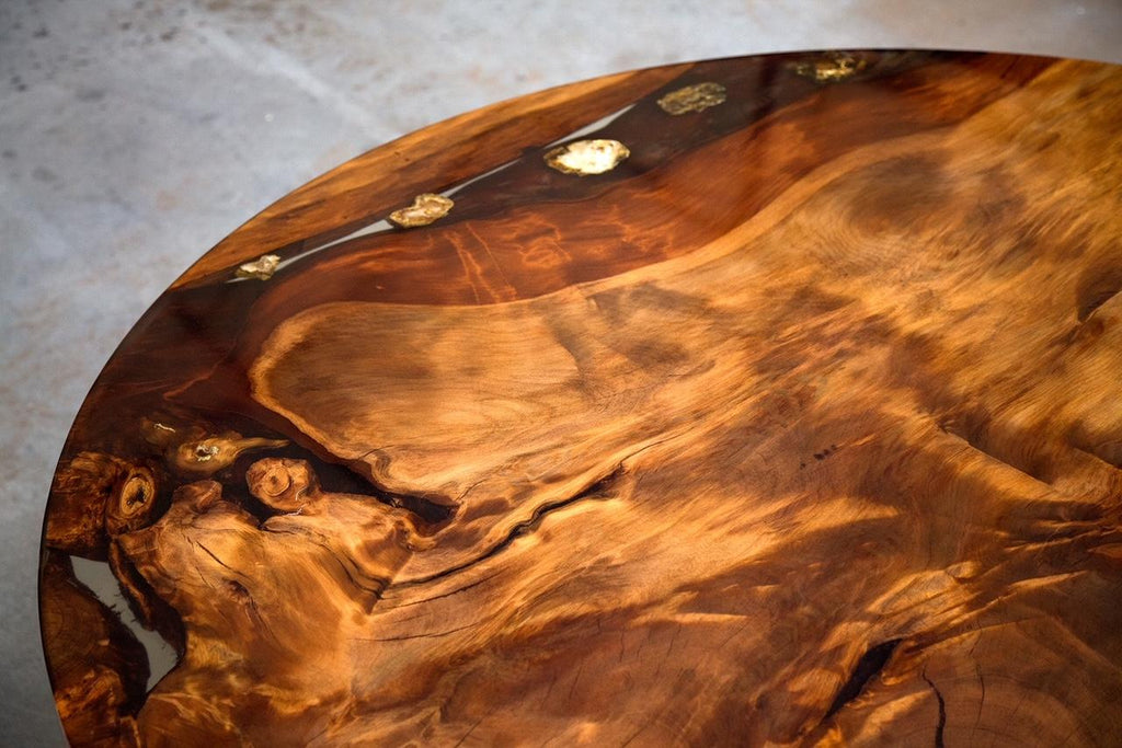 https://a.1stdibscdn.com/kauri-round-dining-table-14m-diameter-in-solid-ancient-kauri-wood-for-sale-picture-8/f_79872/f_369705521699326269248/IMG_3254_master.JPEG