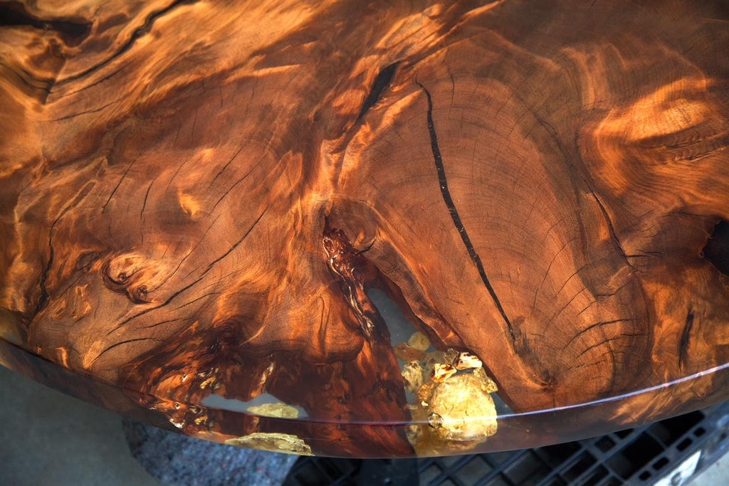 https://a.1stdibscdn.com/kauri-round-dining-table-14m-diameter-in-solid-ancient-kauri-wood-for-sale-picture-9/f_79872/f_369705521699326269400/IMG_3256_master.JPEG
