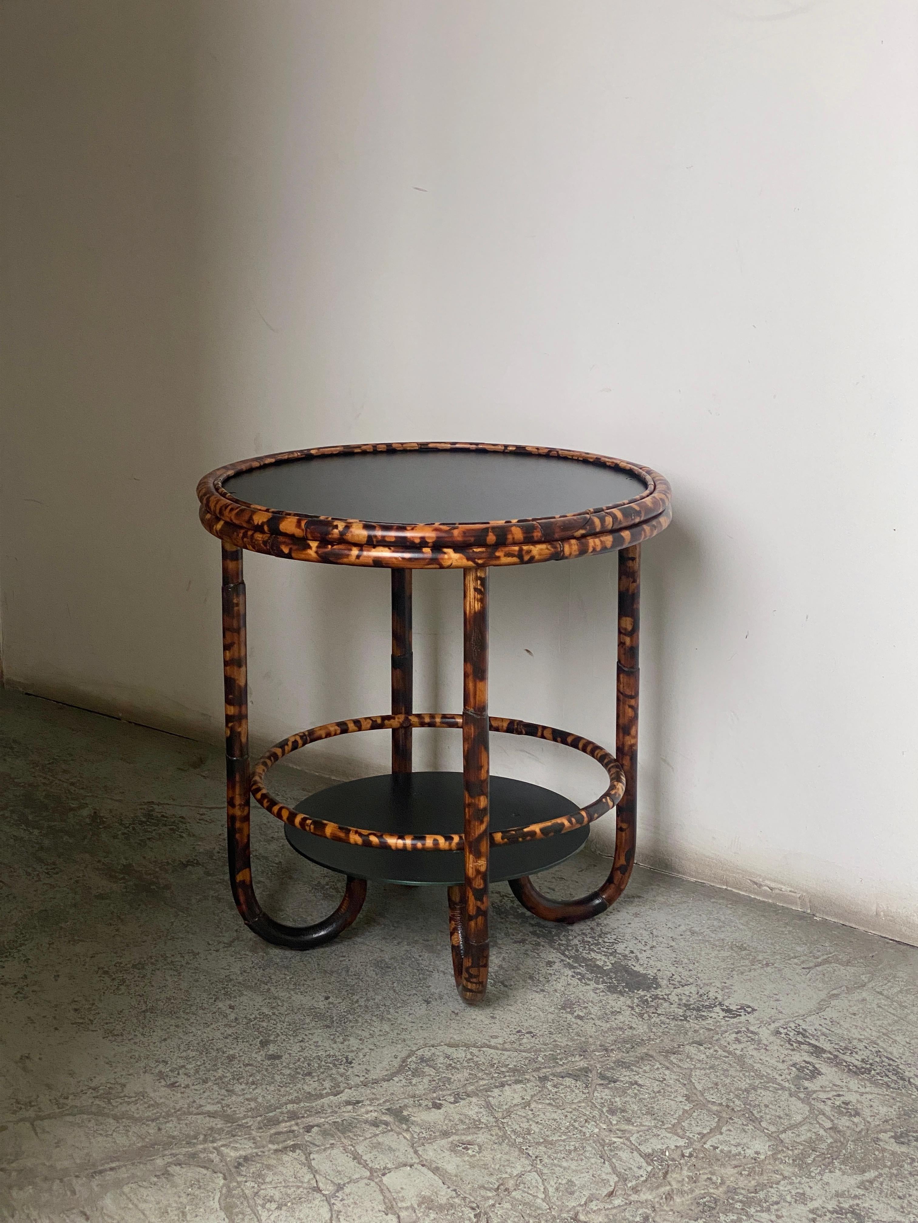 https://a.1stdibscdn.com/tortoise-torched-rattan-and-forest-green-anodised-aluminium-cocktail-table-for-sale-picture-2/f_32763/f_340319321682691702812/IMG_3263_master.JPG
