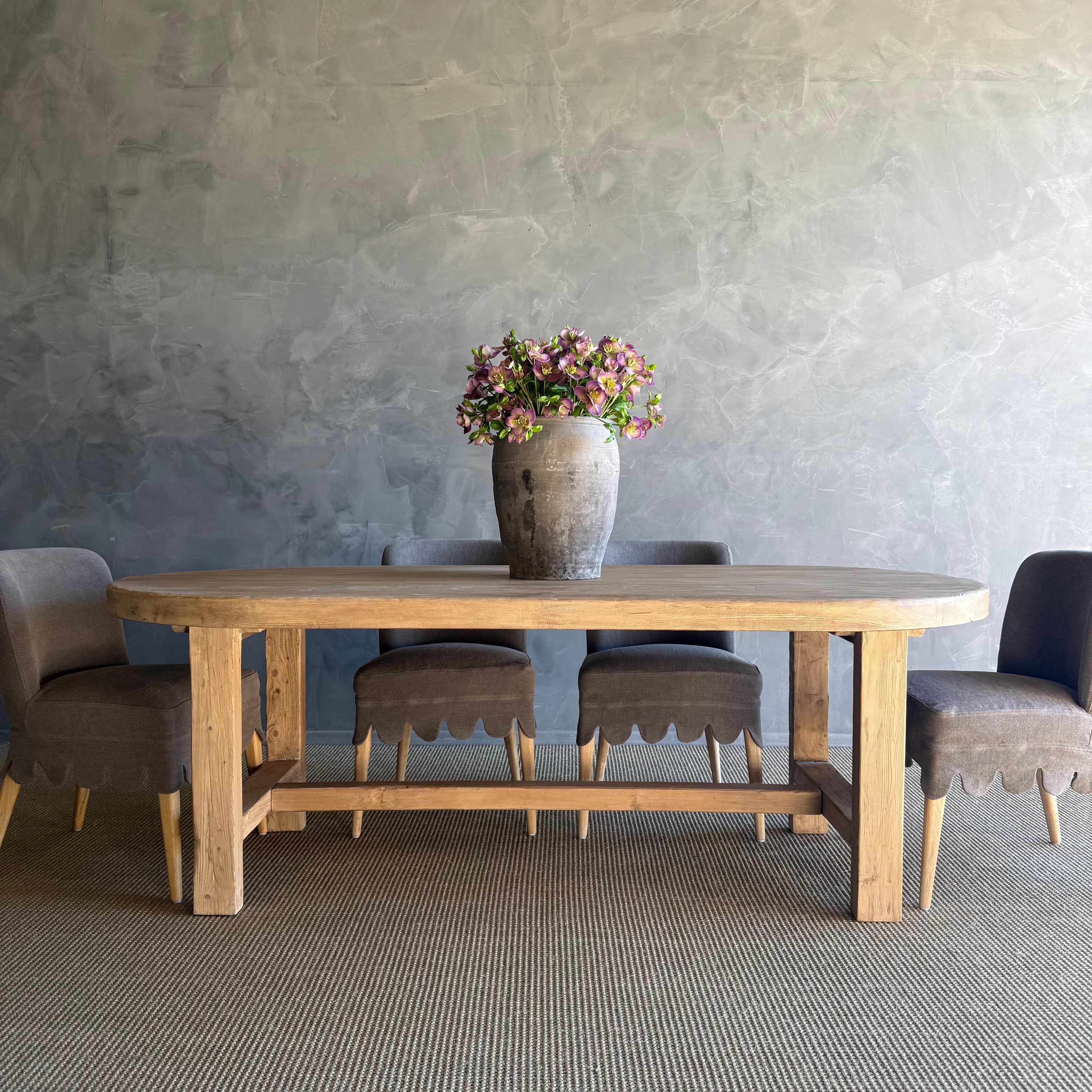 https://a.1stdibscdn.com/harvest-dining-table-made-from-solid-reclaimed-wood-86-for-sale-picture-2/f_18223/f_384747521769552858868/IMG_3296_master.jpeg