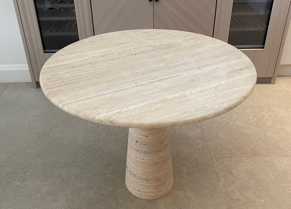 https://a.1stdibscdn.com/bespoke-round-italian-dining-table-in-travertine-for-sale-picture-13/f_47872/f_291371521689942965621/IMG_3316_master.jpeg