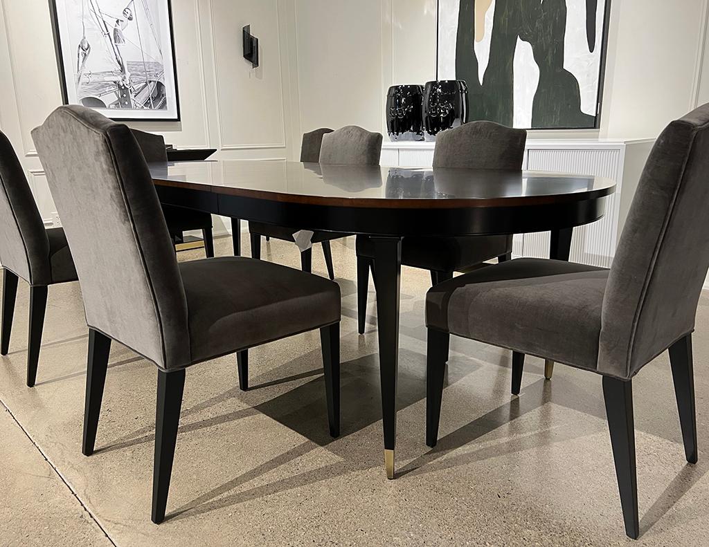 https://a.1stdibscdn.com/flamed-mahogany-dining-table-hepplewhite-inspired-for-sale-picture-17/f_8849/f_370162521699570759246/IMG_3376_master.jpeg