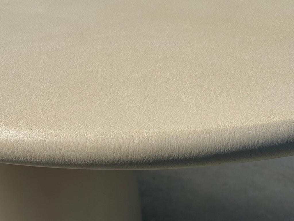 https://a.1stdibscdn.com/handcrafted-w-plaster-textured-dining-table-menhir-flat-oval-240-for-sale-picture-12/f_86552/f_419922021775595274881/IMG_3402_master.jpeg?width=1500