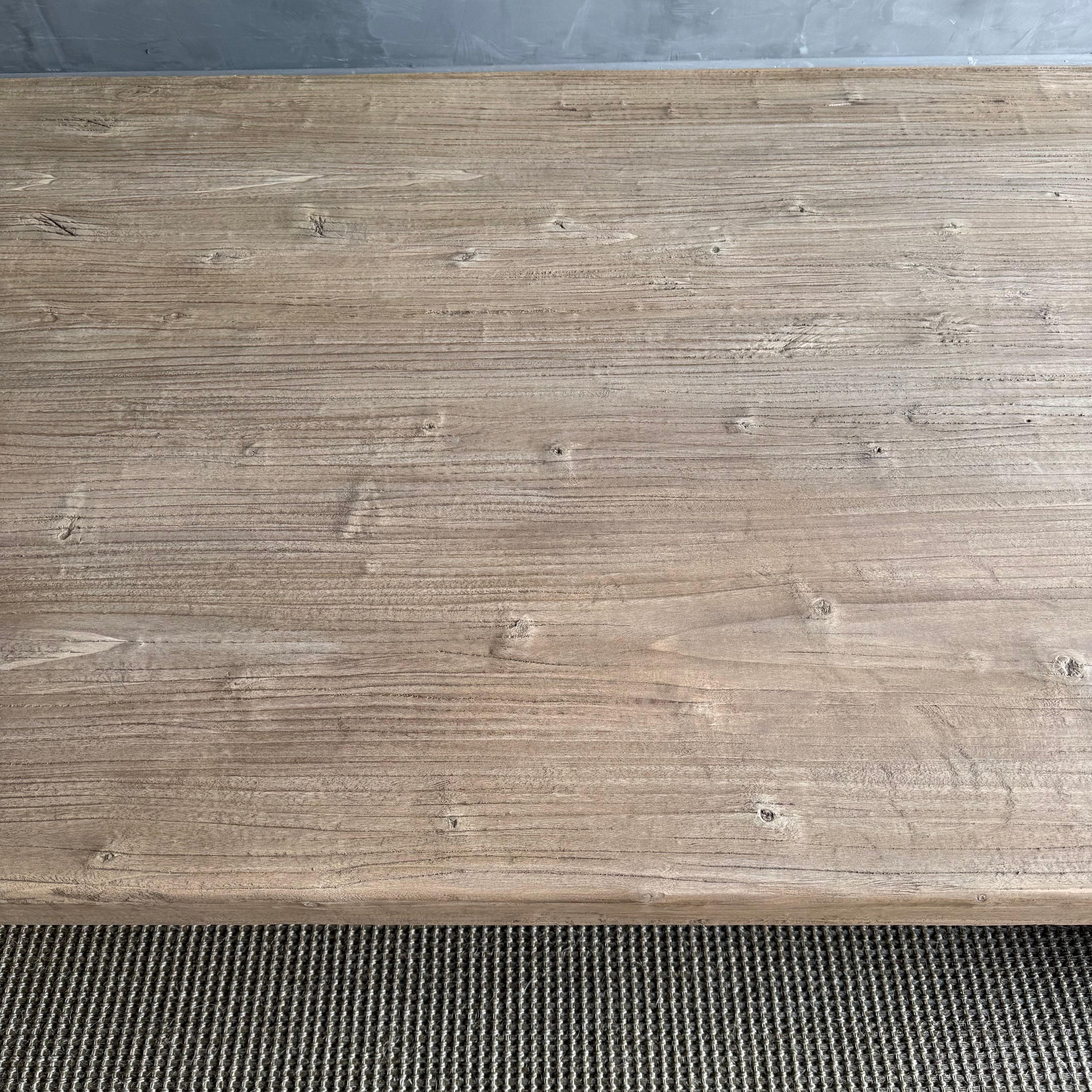https://a.1stdibscdn.com/reclaimed-wood-waterfall-style-coffee-table-for-sale-picture-5/f_18223/f_433274921737840422431/IMG_3448_master.jpg