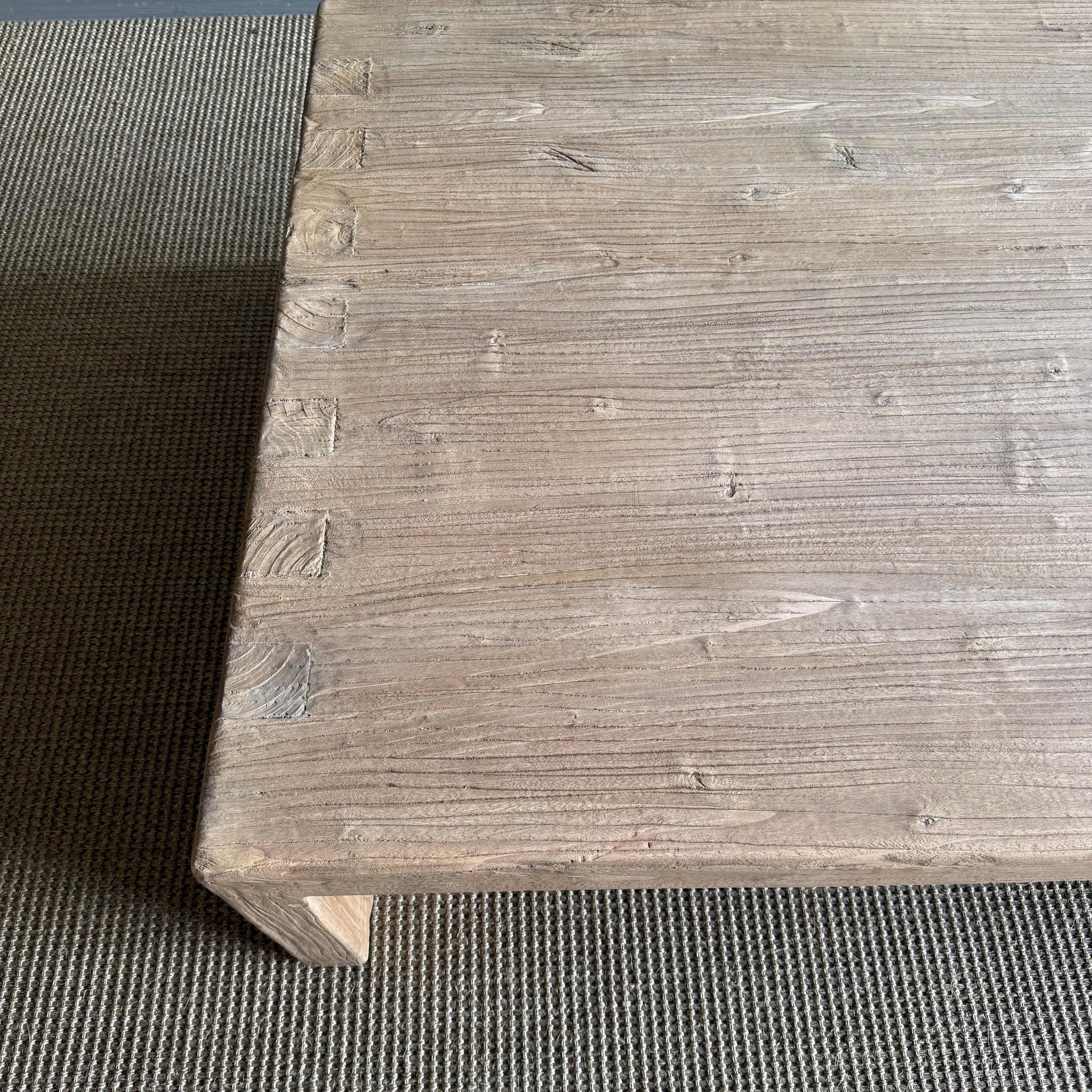 https://a.1stdibscdn.com/reclaimed-wood-waterfall-style-coffee-table-for-sale-picture-6/f_18223/f_433274921737840422584/IMG_3449_master.jpg