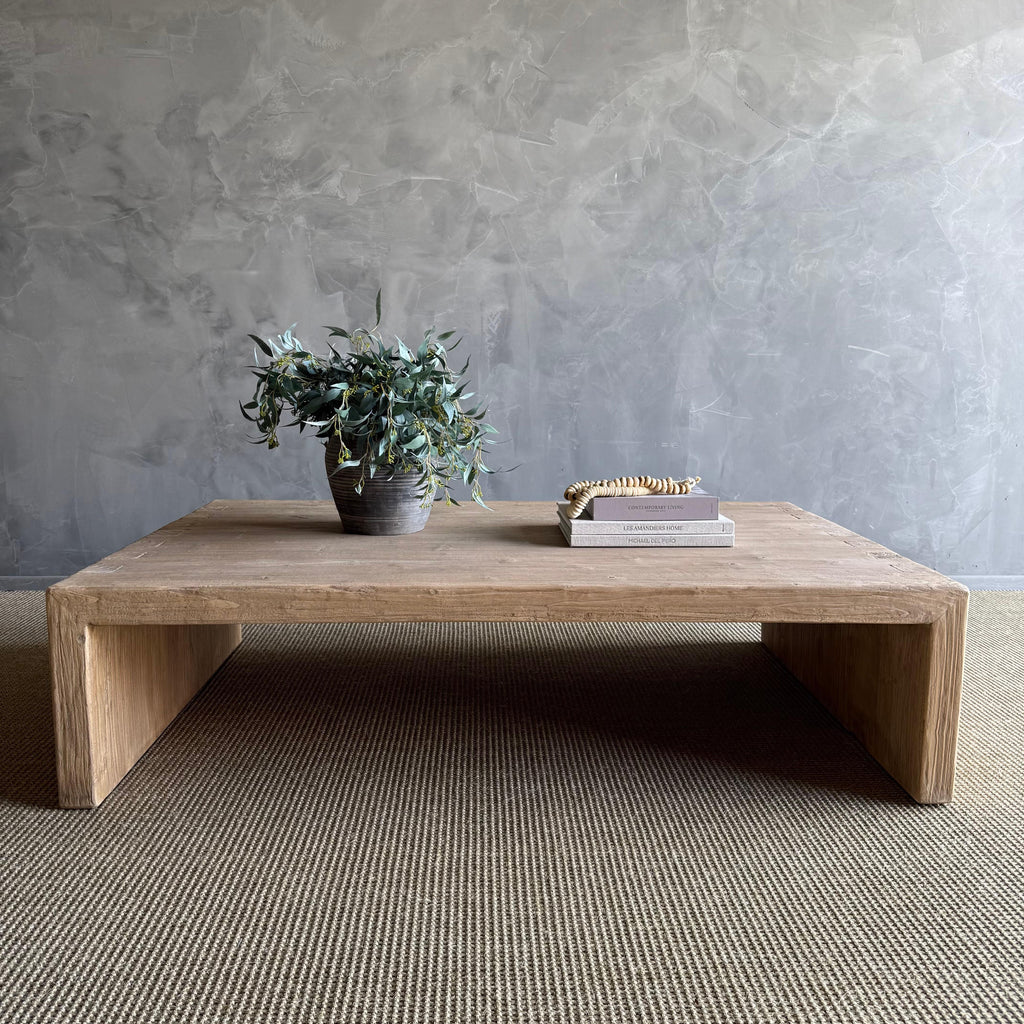 https://a.1stdibscdn.com/reclaimed-wood-waterfall-style-coffee-table-for-sale-picture-2/f_18223/f_433274921737840421920/IMG_3450_master.jpg
