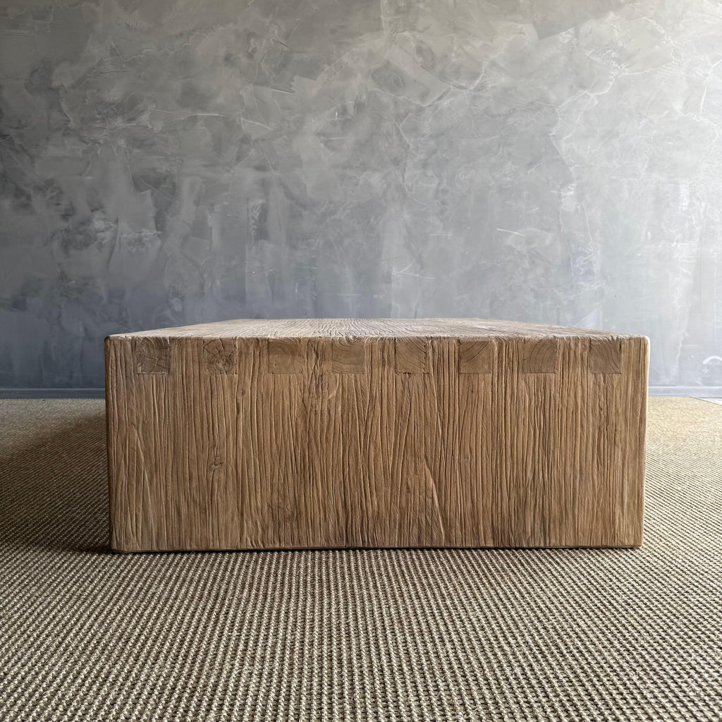 https://a.1stdibscdn.com/reclaimed-wood-waterfall-style-coffee-table-for-sale-picture-8/f_18223/f_433274921737840426861/IMG_3453_master.jpg