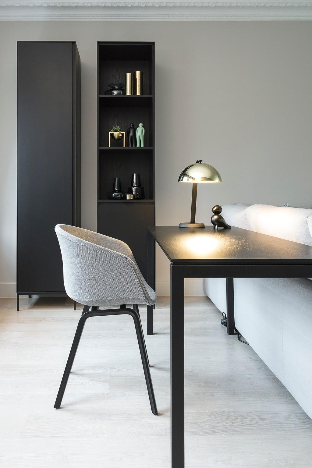 https://a.1stdibscdn.com/kluskens-mistral-dining-table-for-sale-picture-12/f_60392/f_383792321710514870766/IMG_3651_master.JPG