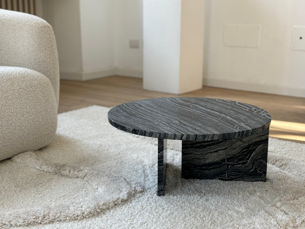 https://a.1stdibscdn.com/luxury-marble-kenya-black-round-coffee-table-made-in-italy-for-sale-picture-2/f_80972/f_400542921717658206523/IMG_3671_master.jpeg
