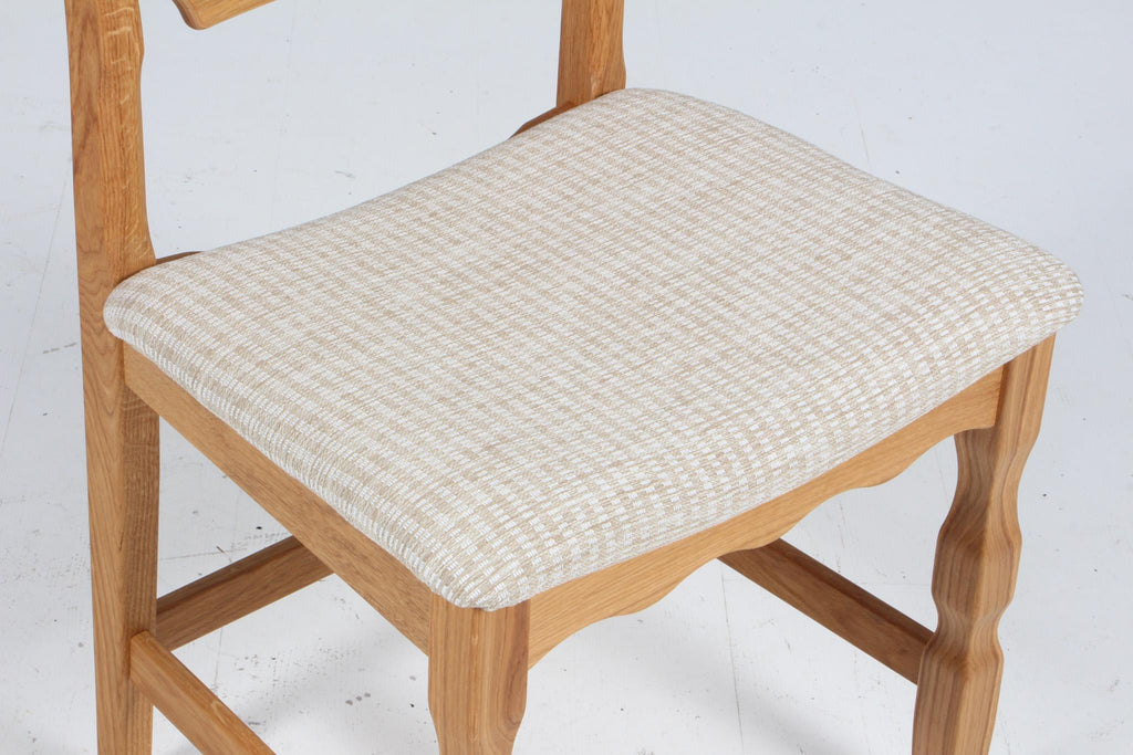 https://a.1stdibscdn.com/dining-chairs-by-henning-kjaernulf-model-razorblade-denmark-oak-for-sale-picture-4/f_42391/f_448665821746263384858/IMG_3817_master.jpg
