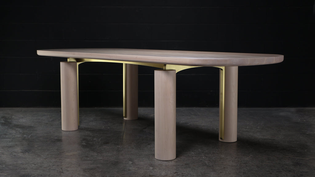 https://a.1stdibscdn.com/champlain-dining-table-by-ambrozia-solid-hard-maple-solid-brass-for-sale-picture-4/f_36881/f_473143021761928137713/IMG_3939_org.jpg