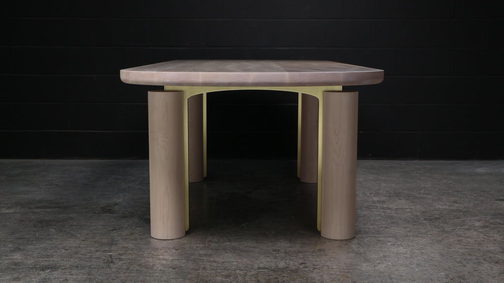 https://a.1stdibscdn.com/champlain-dining-table-by-ambrozia-solid-hard-maple-solid-brass-for-sale-picture-5/f_36881/f_473143021761928141021/IMG_3948_master.jpg