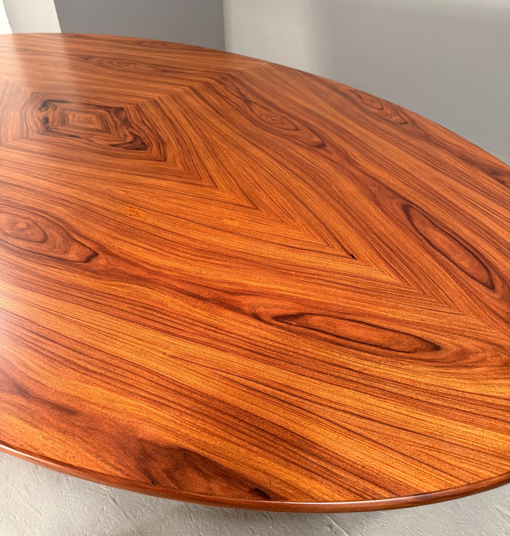 https://a.1stdibscdn.com/8-foot-conference-or-dining-table-new-production-in-multiple-species-for-sale-picture-9/f_16162/f_495981821775771713413/IMG_4039_master.JPG