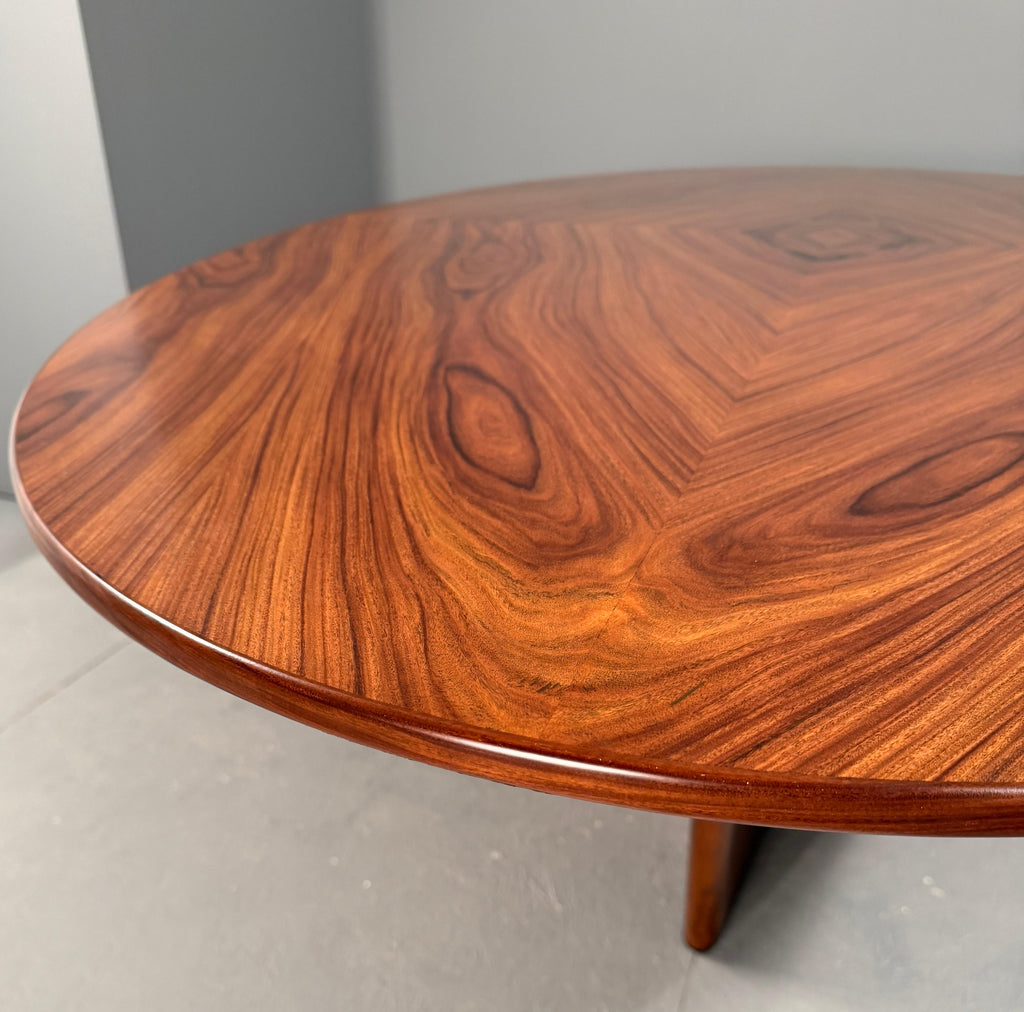https://a.1stdibscdn.com/8-foot-conference-or-dining-table-new-production-in-multiple-species-for-sale-picture-11/f_16162/f_495981821775771713114/IMG_4043_master.JPG