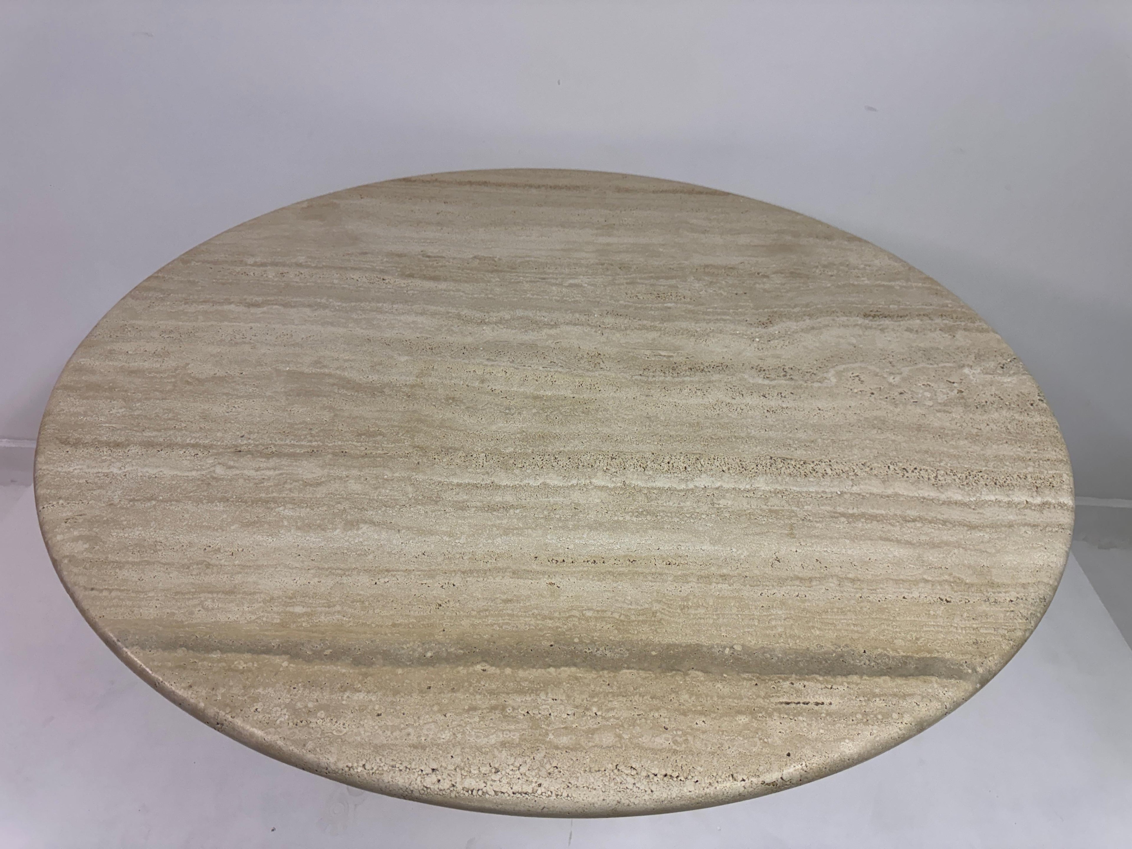 https://a.1stdibscdn.com/round-italian-travertine-dining-table-for-sale-picture-4/f_47872/f_457972821752068289143/IMG_4148_master.jpeg