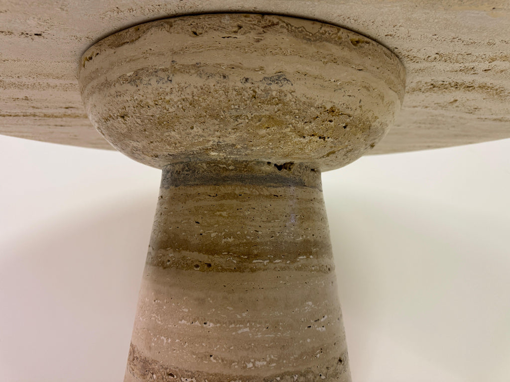 https://a.1stdibscdn.com/round-italian-travertine-dining-table-for-sale-picture-7/f_47872/f_457972821752068290428/IMG_4151_master.jpeg