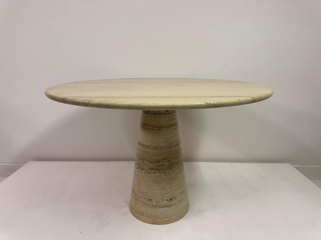 https://a.1stdibscdn.com/round-italian-travertine-dining-table-for-sale-picture-11/f_47872/f_457972821752068292046/IMG_4155_master.jpeg