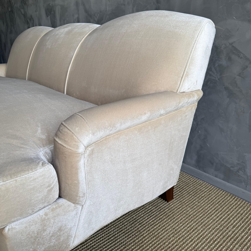 https://a.1stdibscdn.com/custom-made-modern-english-arm-sofa-in-performance-linen-velvet-96-for-sale-picture-6/f_18223/f_457702121751912823789/IMG_4207_2_master.jpg