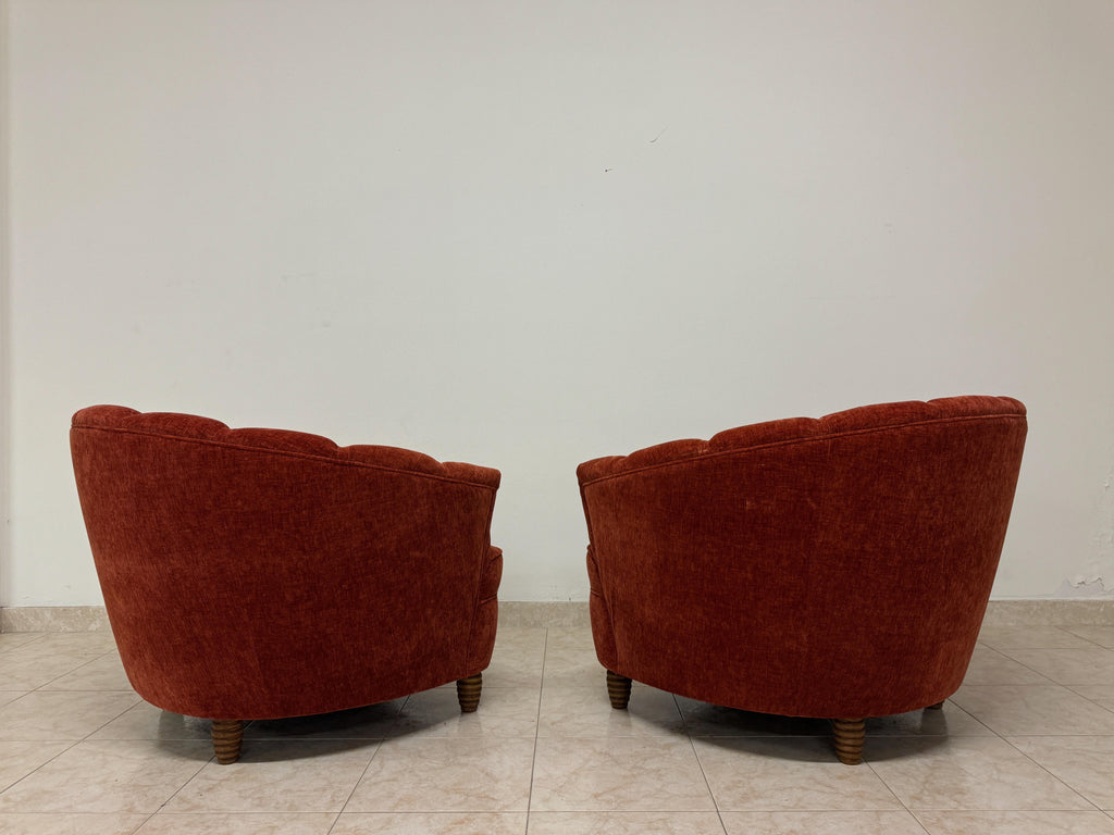 https://a.1stdibscdn.com/1950s-style-italian-armchairs-for-sale-picture-7/f_47872/f_403302421719326477385/IMG_4238_master.jpeg