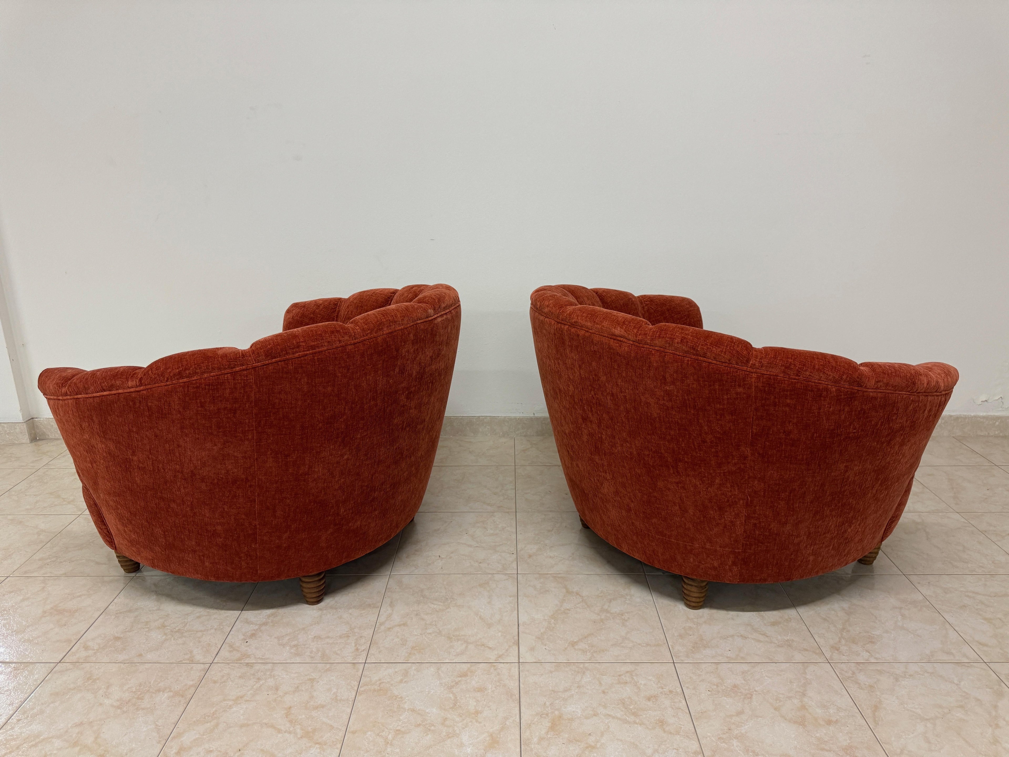 https://a.1stdibscdn.com/1950s-style-italian-armchairs-for-sale-picture-8/f_47872/f_403302421719326477776/IMG_4239_master.jpeg