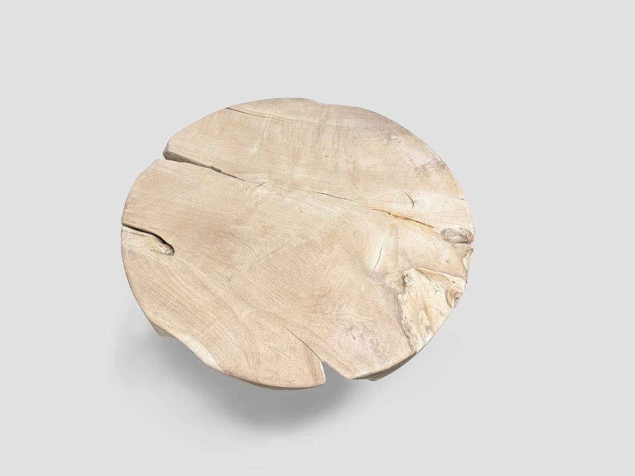 https://a.1stdibscdn.com/andrianna-shamaris-mid-century-style-organic-teak-wood-coffee-table-for-sale-picture-6/f_10806/f_474684221762796699227/IMG_4286_master.jpeg