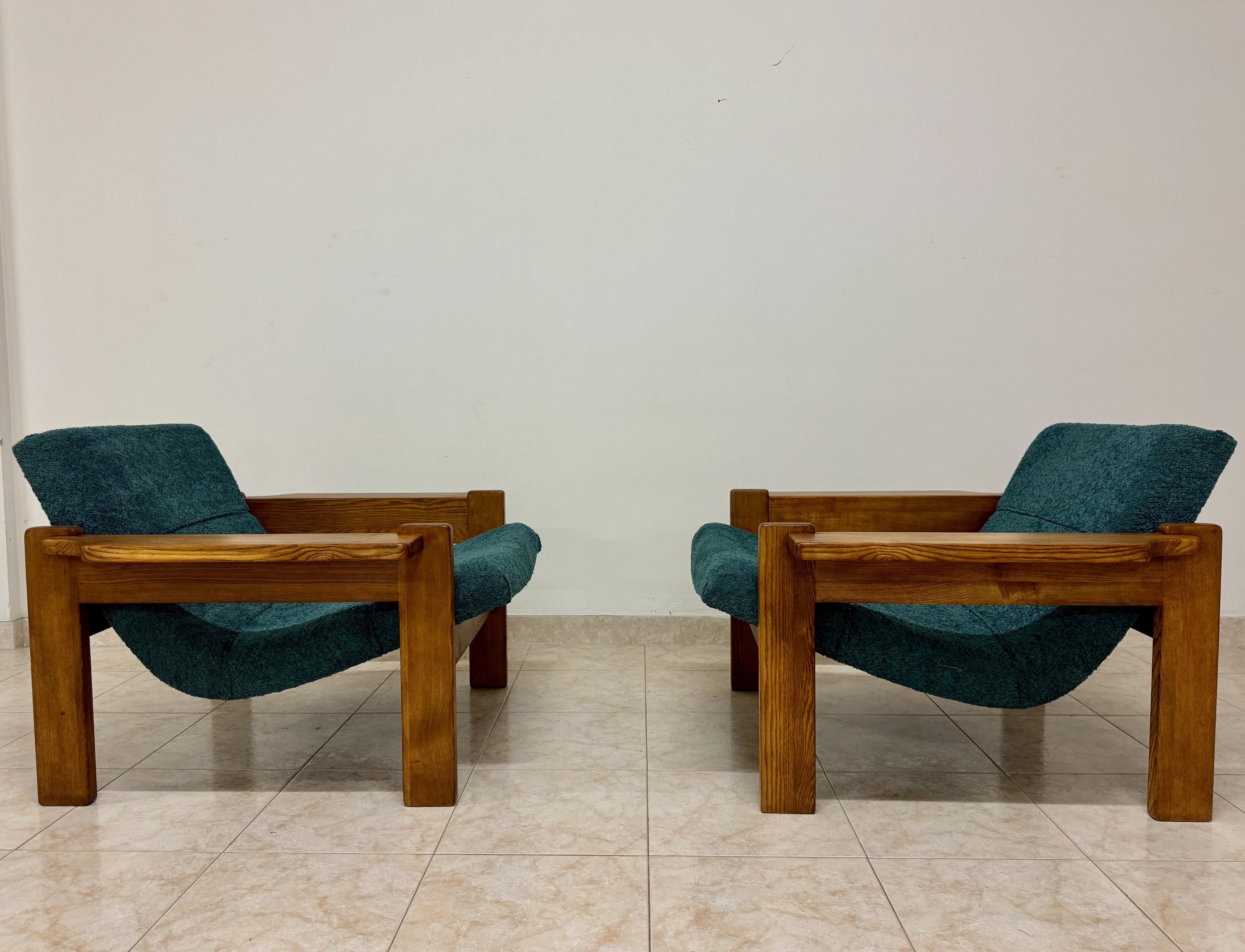 https://a.1stdibscdn.com/pair-of-italian-brutalist-style-armchairs-for-sale-picture-6/f_47872/f_403524021719405280355/IMG_4326_master.jpeg
