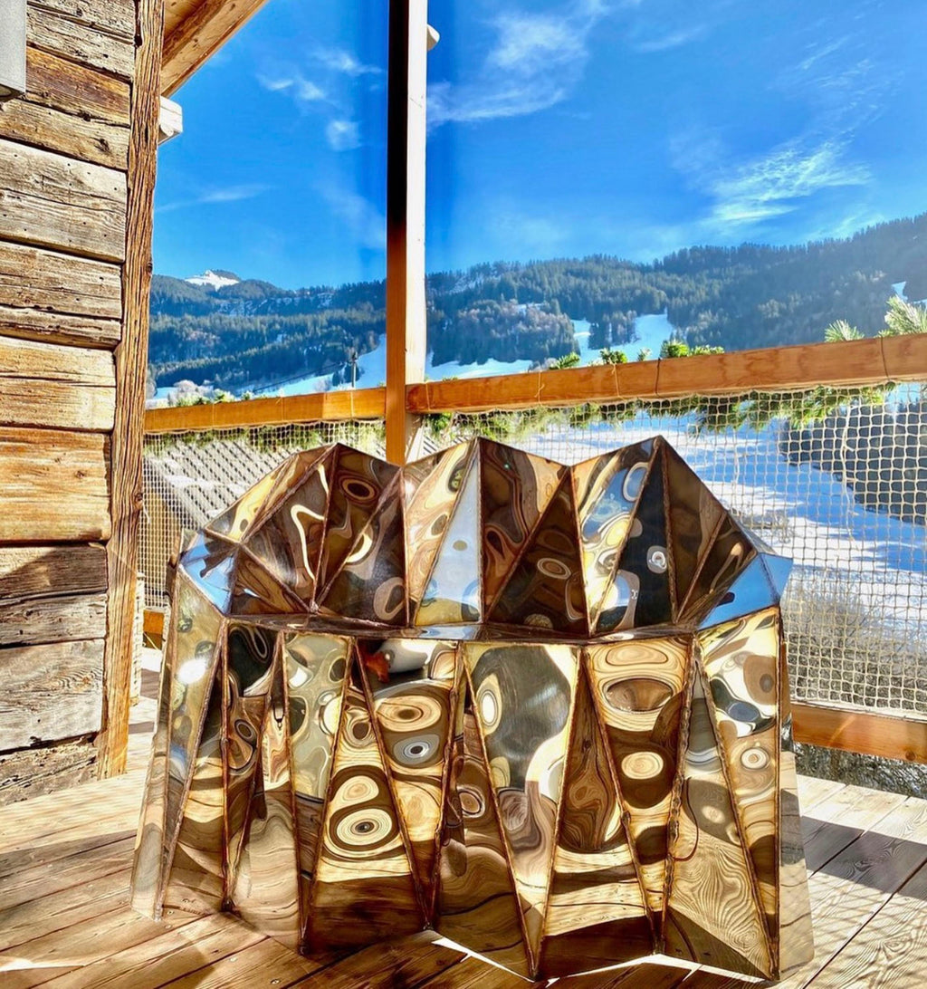 https://a.1stdibscdn.com/glenda-chair-in-welded-mirror-polish-stainless-steel-by-julian-mayor-for-sale-picture-7/f_12192/f_459033621752682226931/IMG_4331_master.jpg