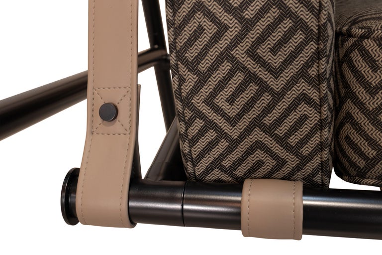 https://a.1stdibscdn.com/outdoor-swing-with-stainless-steel-structure-and-patterned-fabric-for-sale-picture-5/f_56702/f_465866621757412247150/IMG_4399_Edit_master.jpg?width=768