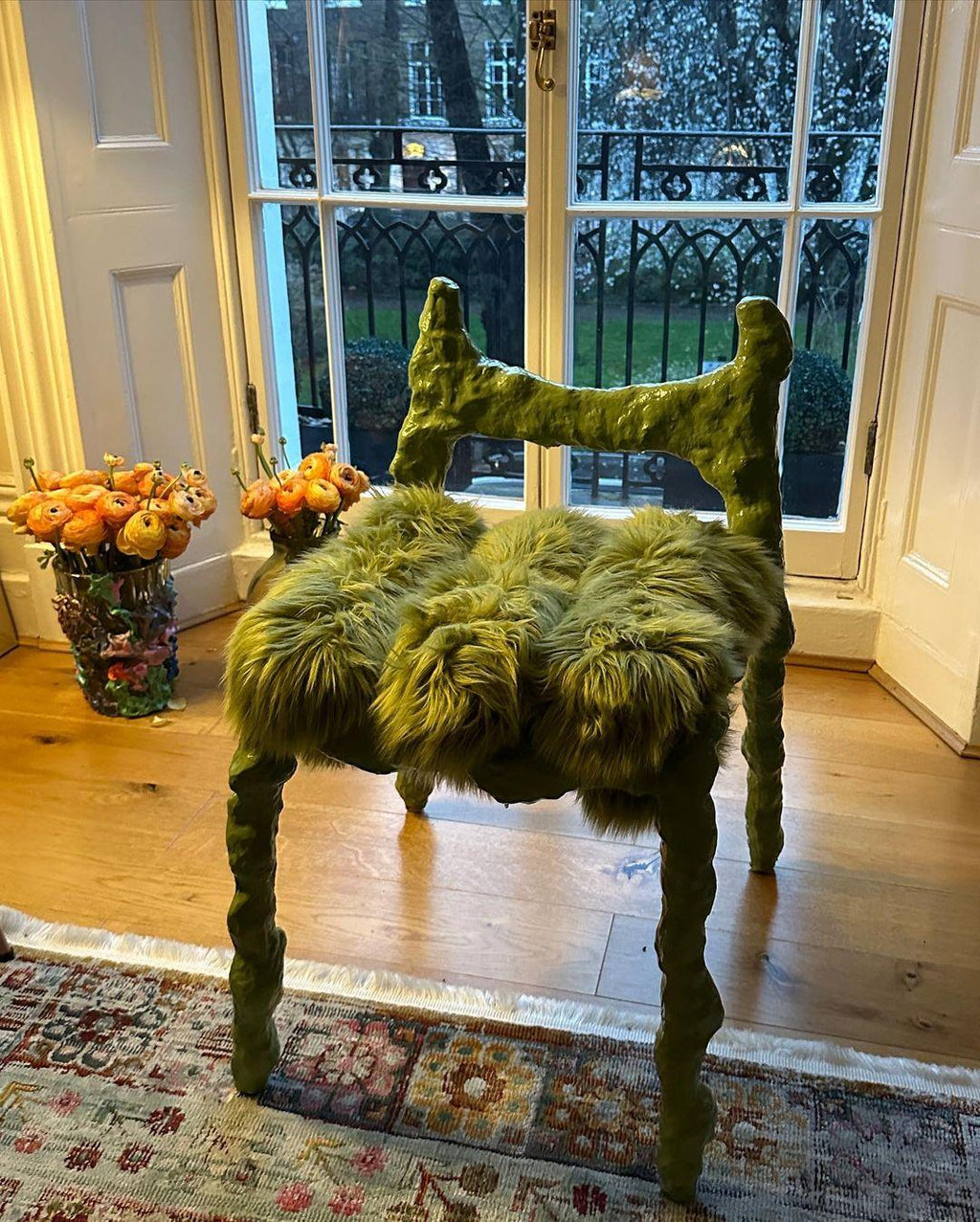 https://a.1stdibscdn.com/monster-chair-by-maria-zakioso-for-sale-picture-6/f_12192/f_415739921726867045471/IMG_4426_master.JPG