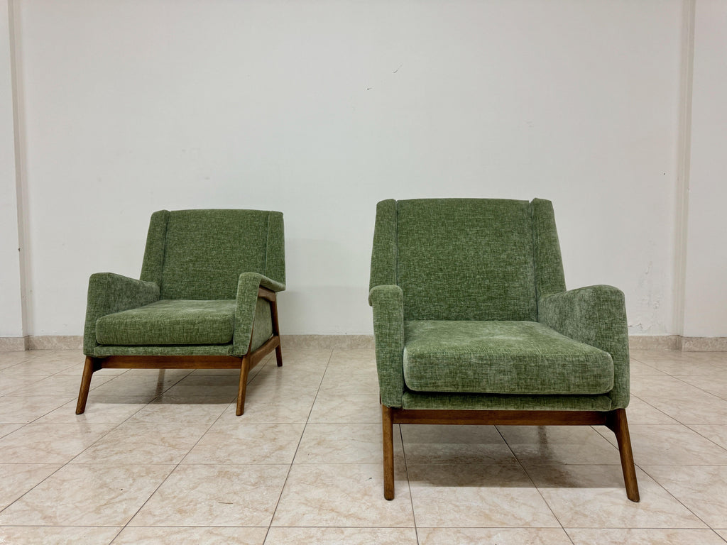 https://a.1stdibscdn.com/pair-of-contemporary-italian-armchairs-for-sale-picture-10/f_47872/f_403561021719415893240/IMG_4498_master.jpeg