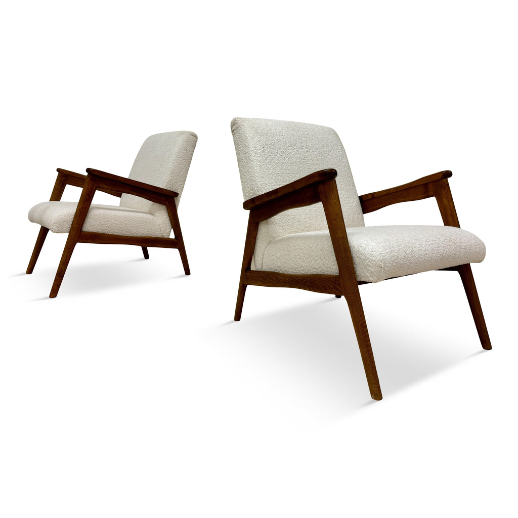 https://a.1stdibscdn.com/pair-of-contemporary-italian-armchairs-for-sale-picture-9/f_47872/f_403698121719491689278/IMG_4542_master.jpg
