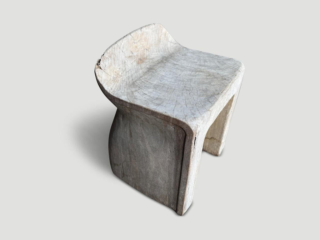 https://a.1stdibscdn.com/andrianna-shamaris-teak-wood-chair-wabi-sabi-design-hand-carved-for-sale-picture-2/f_10806/f_490212521772229348417/IMG_4616_master.jpeg