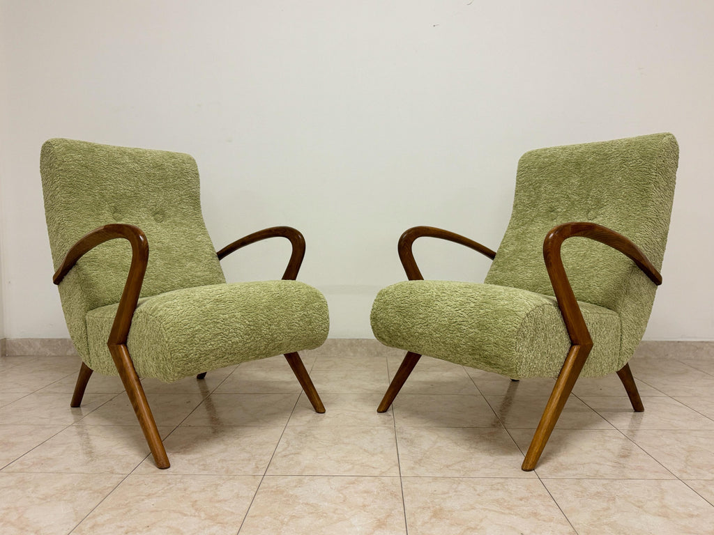 https://a.1stdibscdn.com/pair-of-contemporary-italian-armchairs-for-sale-picture-5/f_47872/f_403874321719586875621/IMG_4759_master.jpeg