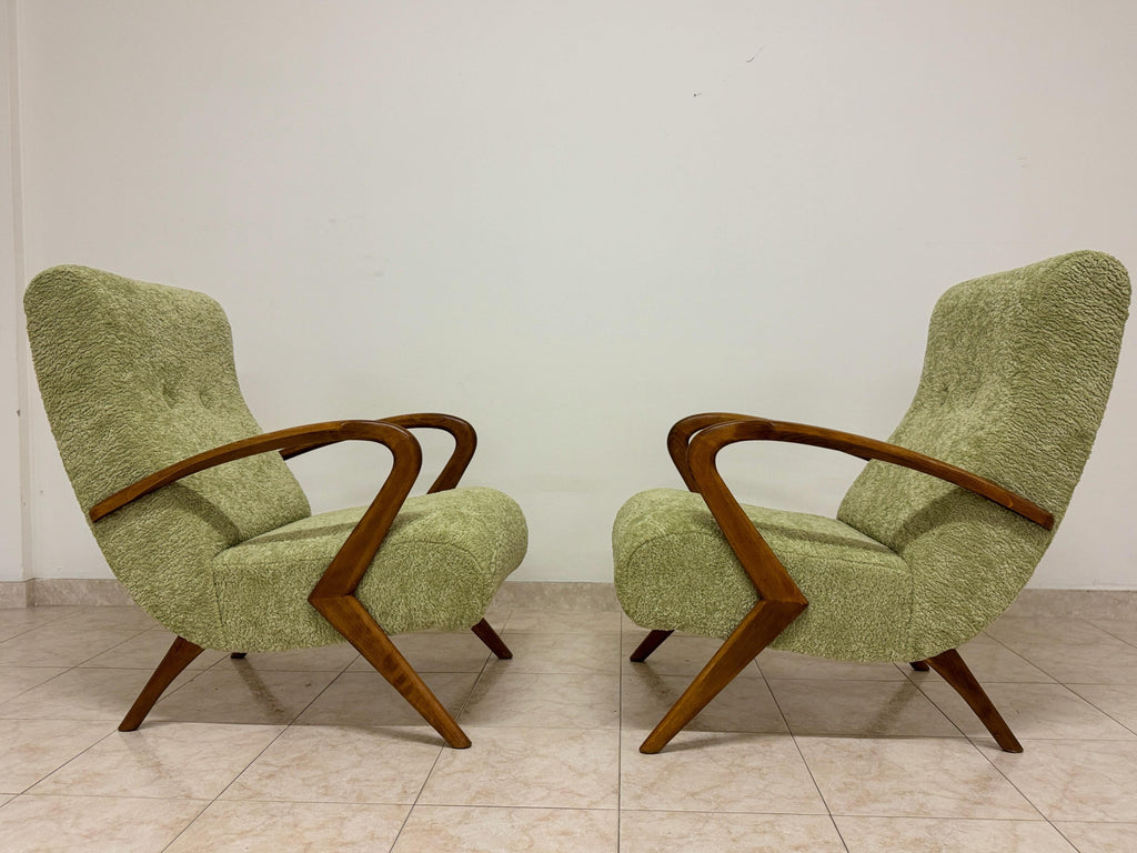 https://a.1stdibscdn.com/pair-of-contemporary-italian-armchairs-for-sale-picture-6/f_47872/f_403874321719586875493/IMG_4760_master.jpeg