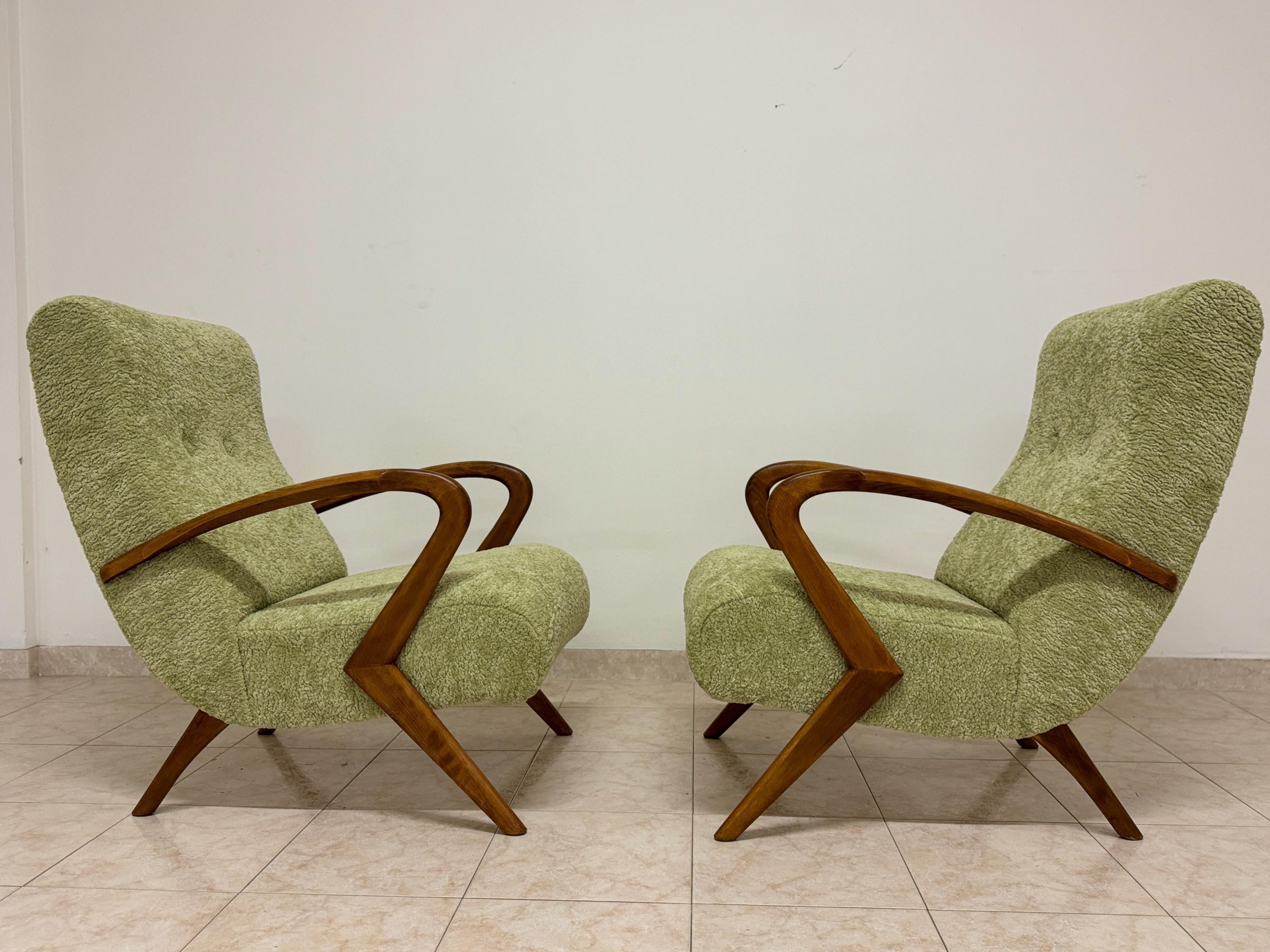 https://a.1stdibscdn.com/pair-of-contemporary-italian-armchairs-for-sale-picture-6/f_47872/f_403874321719586875493/IMG_4760_master.jpeg